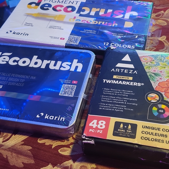 Color Pens Lot - Picture 2 of 8